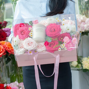 Alternative view of Hộp hoa tươi Rose Candle Box - HH0001
