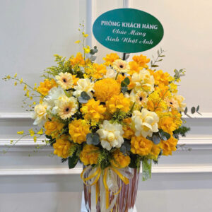 hoa sinh nhật tone vàng chanh