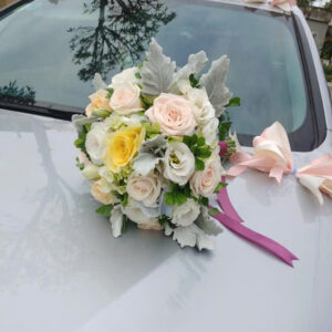 hoa cưới cầm tay