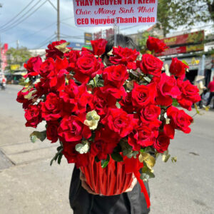 lẵng hoa hồng đỏ tặng sinh nhật