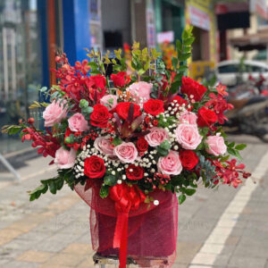 hoa sinh nhật tone hồng đỏ