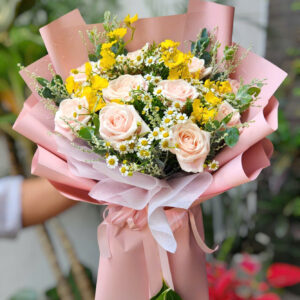 hoa sinh nhật tone hồng nhạt